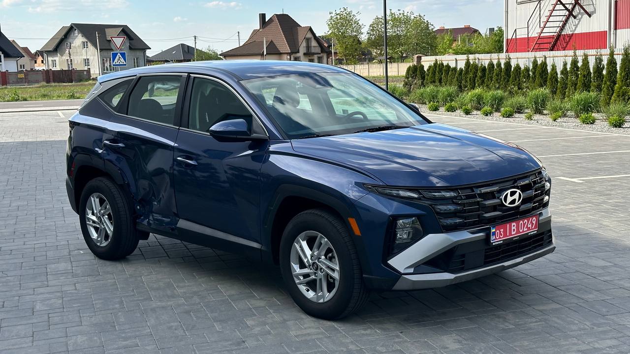 HYUNDAI TUCSON SE 2025