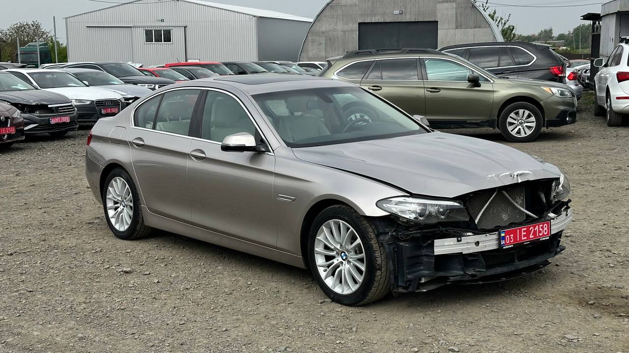 BMW 528 XI 2014
