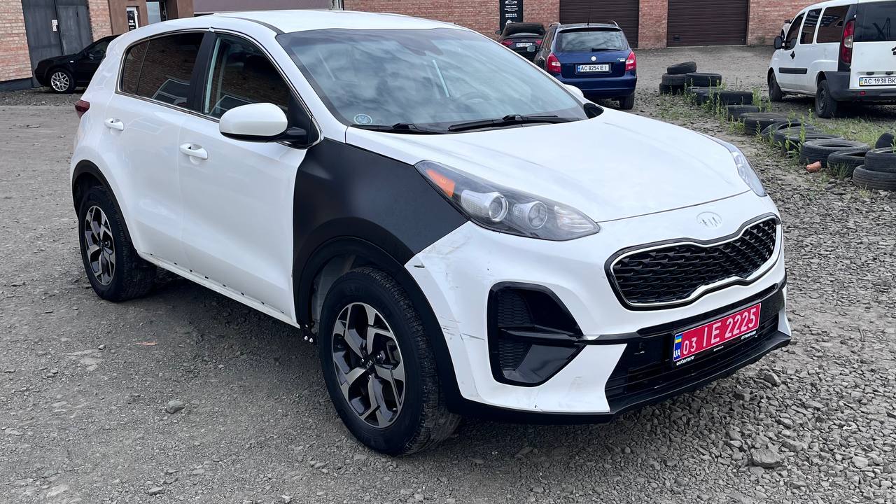 KIA SPORTAGE LX 2020