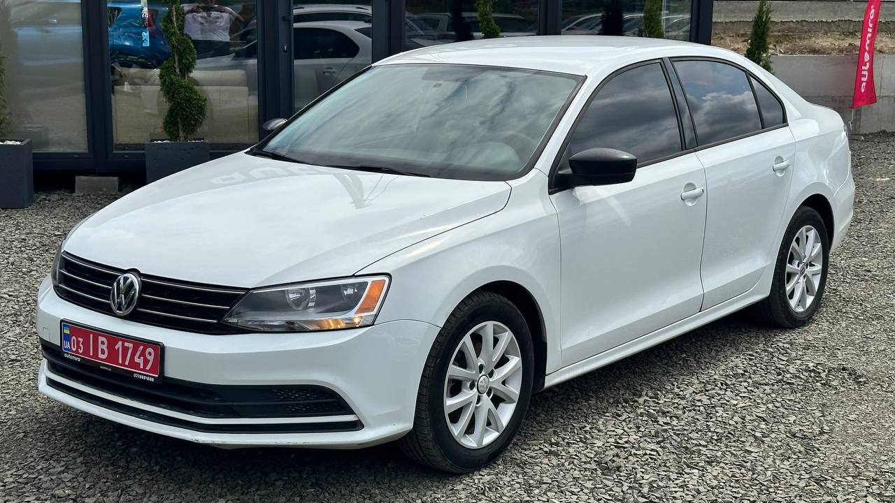 VOLKSWAGEN JETTA SE 2014