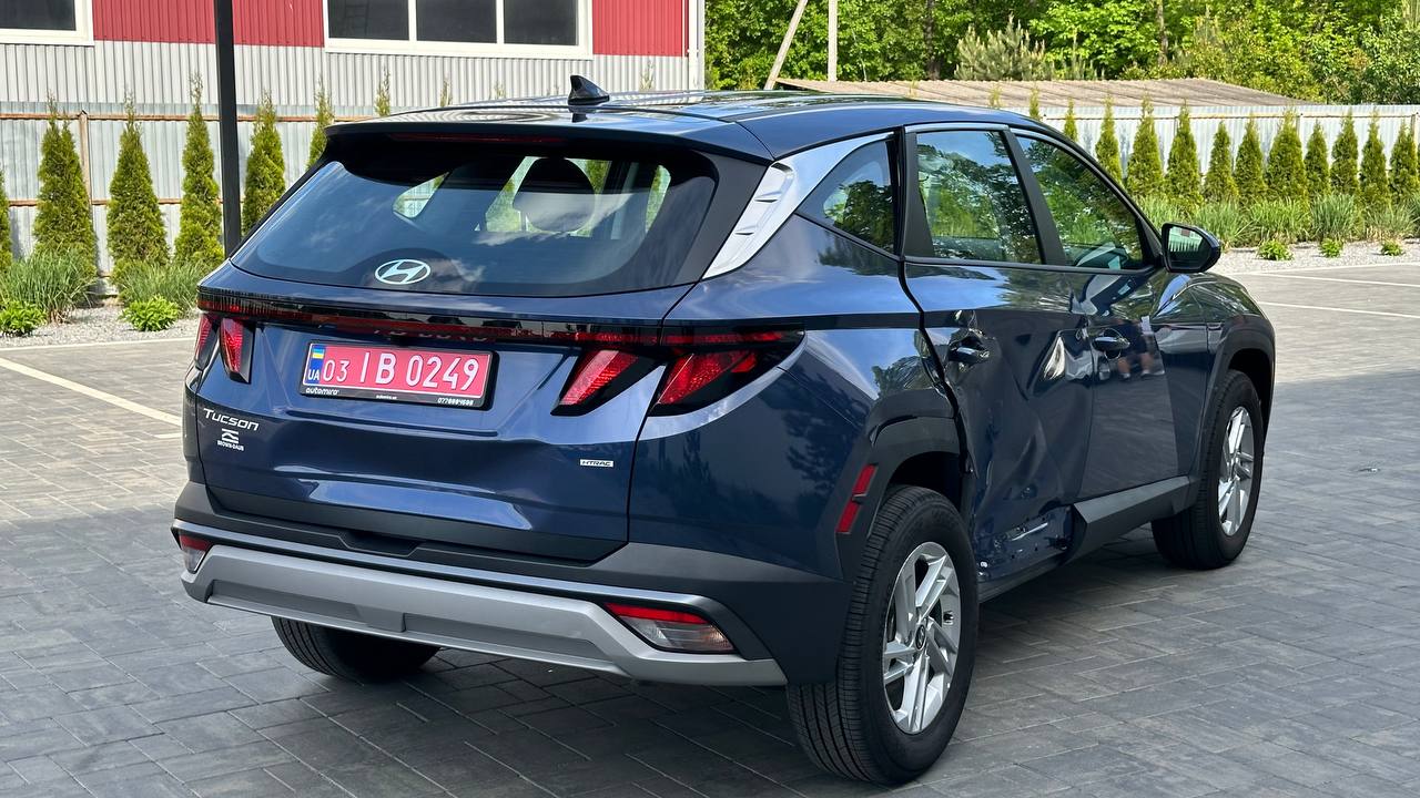 HYUNDAI TUCSON SE 2025