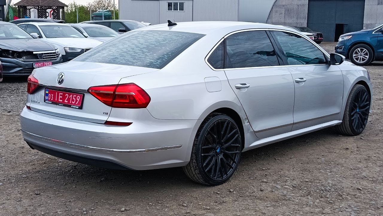 VOLKSWAGEN PASSAT SE 2016