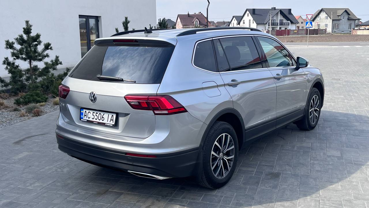 VOLKSWAGEN TIGUAN SE  2019