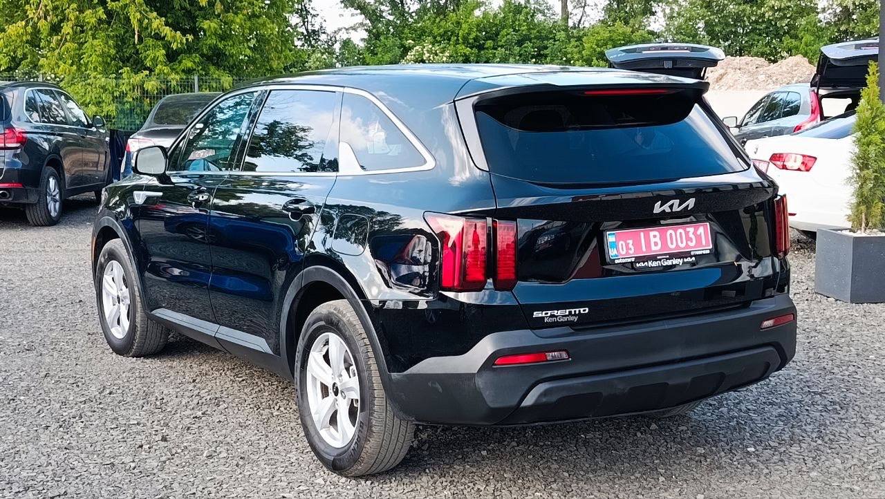 KIA SORENTO LX 2023