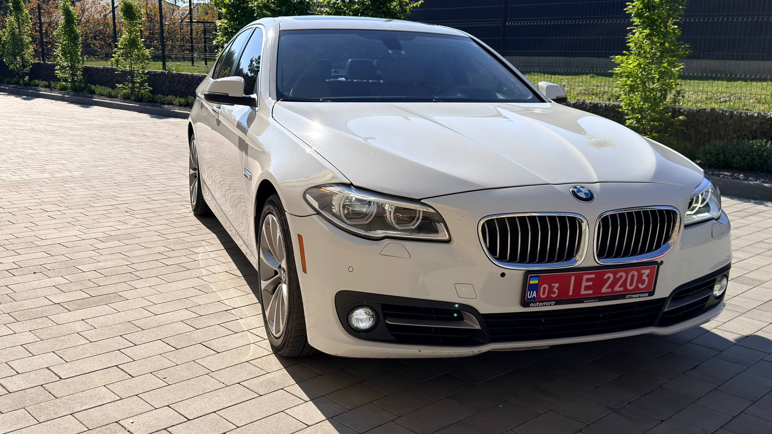 BMW 528 XI 2015