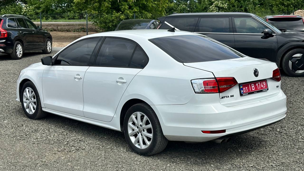 VOLKSWAGEN JETTA SE 2014