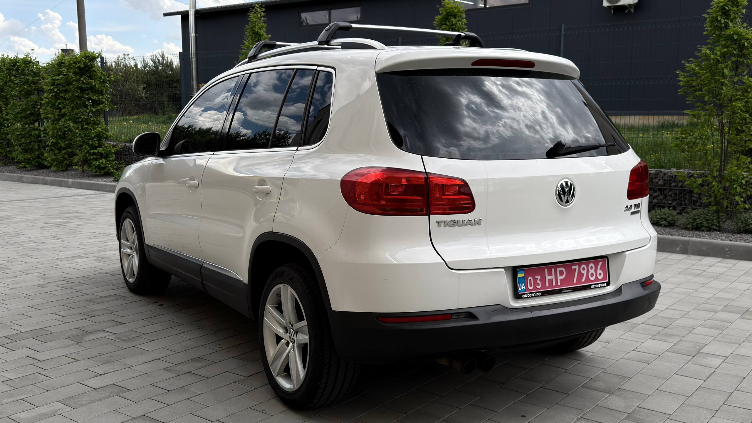 VOLKSWAGEN TIGUAN SE 2012