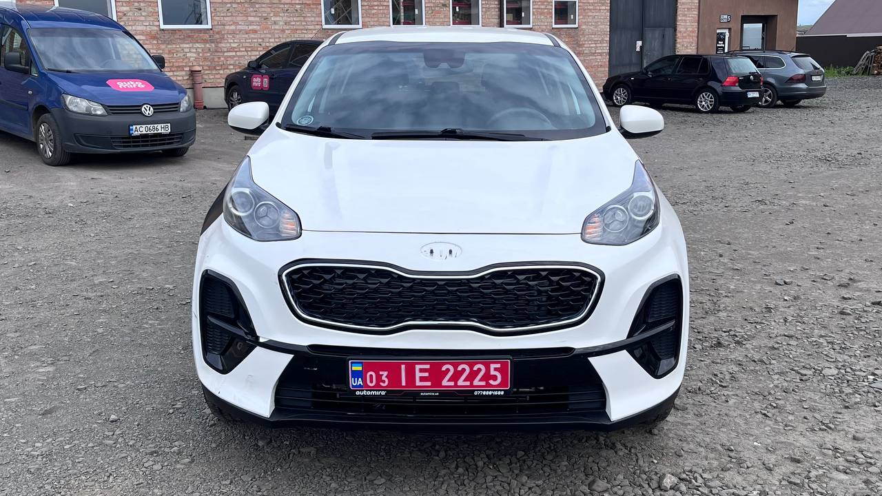 KIA SPORTAGE LX 2020