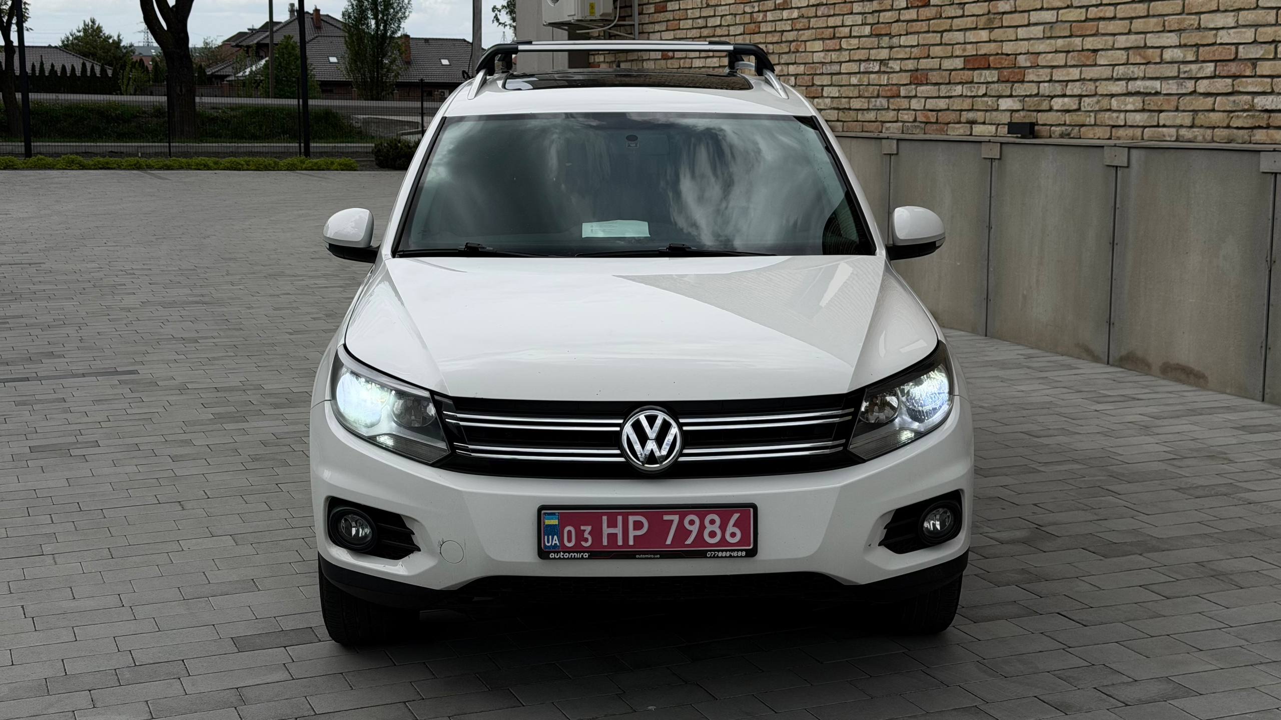 VOLKSWAGEN TIGUAN SE 2012