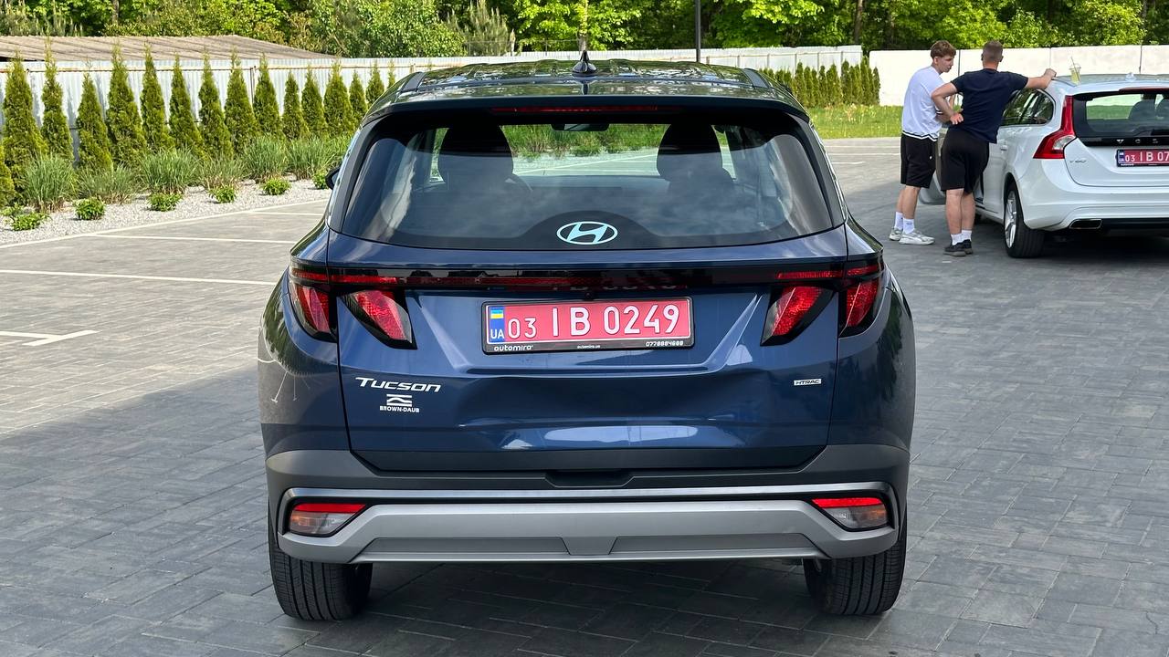 HYUNDAI TUCSON SE 2025