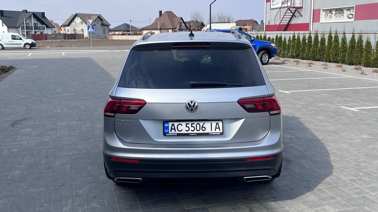 VOLKSWAGEN TIGUAN SE  2019