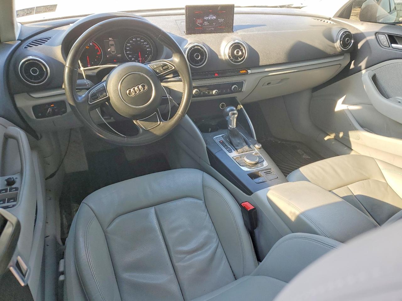 AUDI A3 PREMIUM 2014