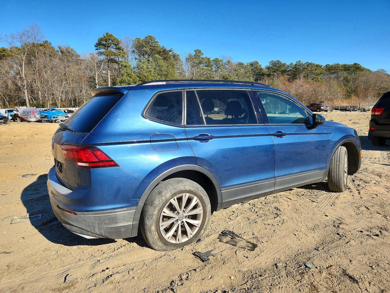 VOLKSWAGEN TIGUAN S 2018