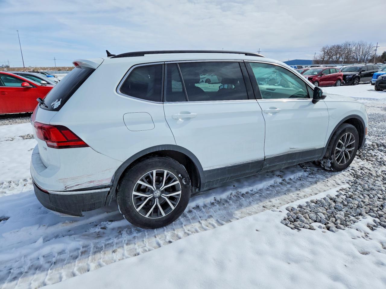 VOLKSWAGEN TIGUAN SE 2017