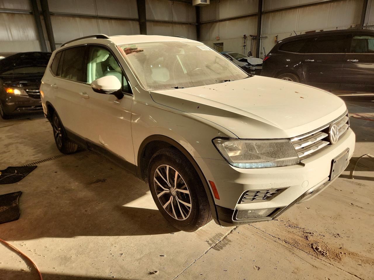 VOLKSWAGEN TIGUAN SE 2017