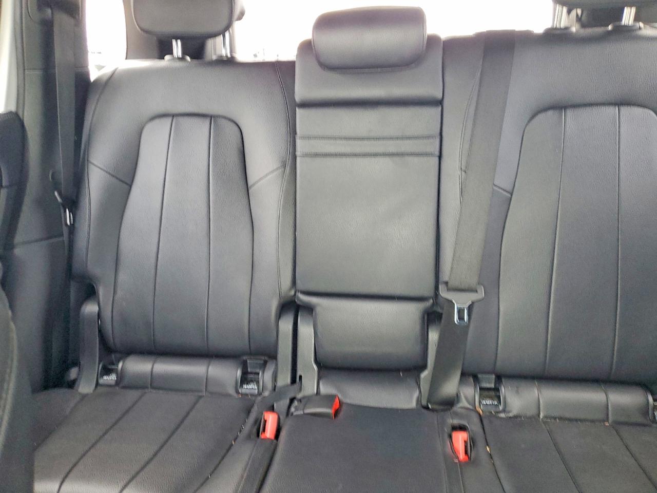 MERCEDES-BENZ GLB 250 2020