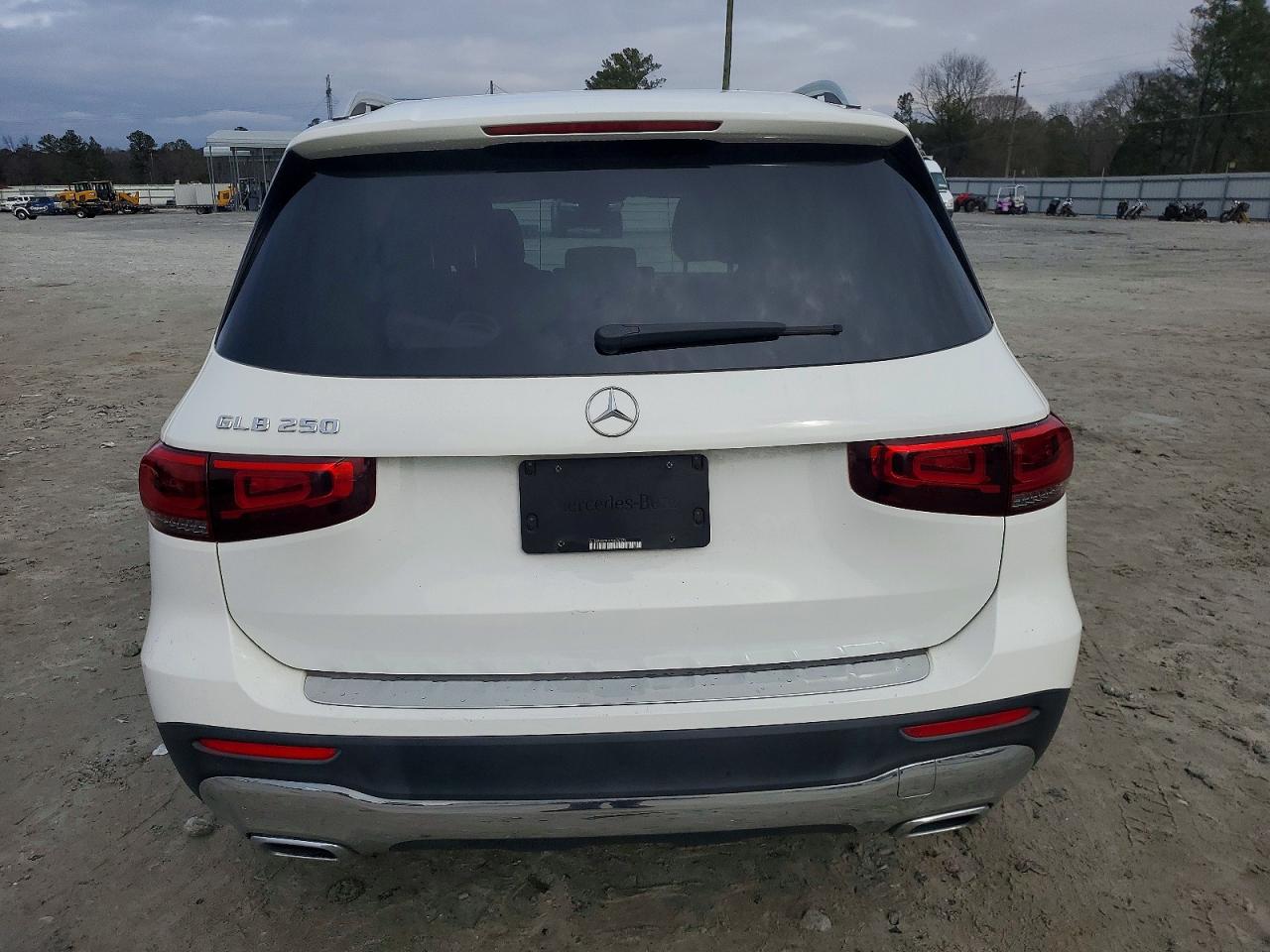 MERCEDES-BENZ GLB 250 2020