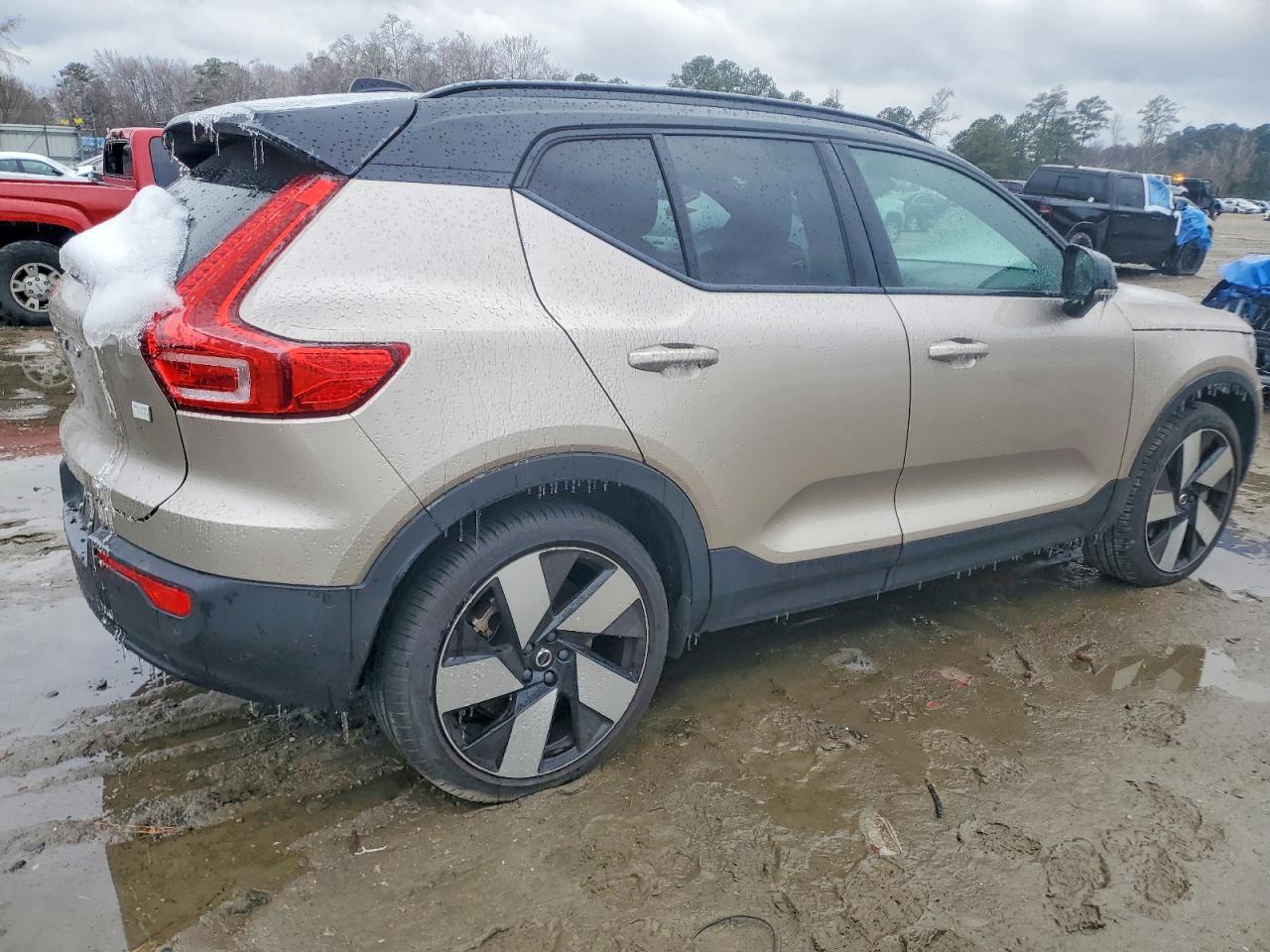 VOLVO XC40 RECHARGE ULTIMATE 2022