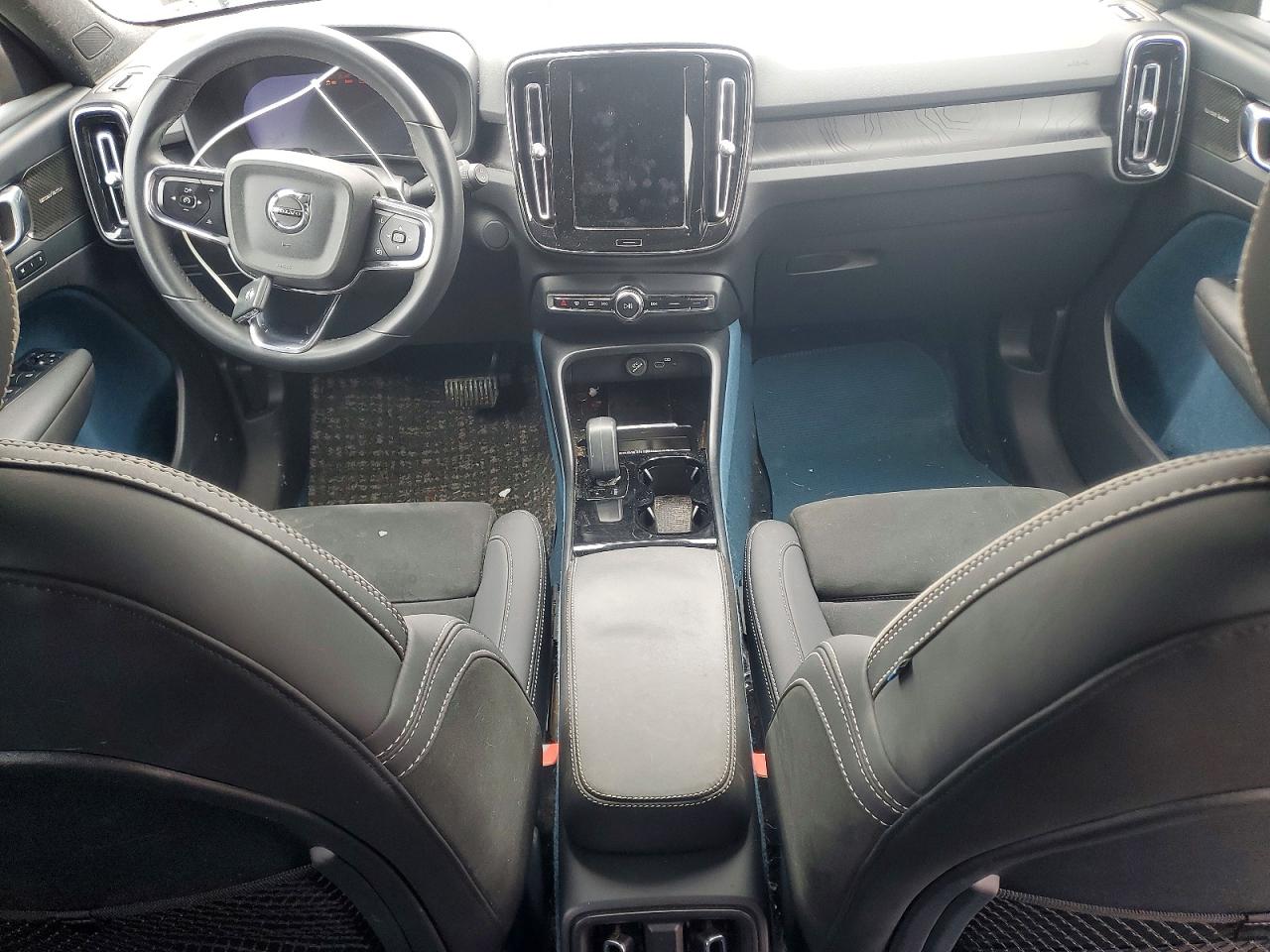 VOLVO XC40 RECHARGE ULTIMATE 2022