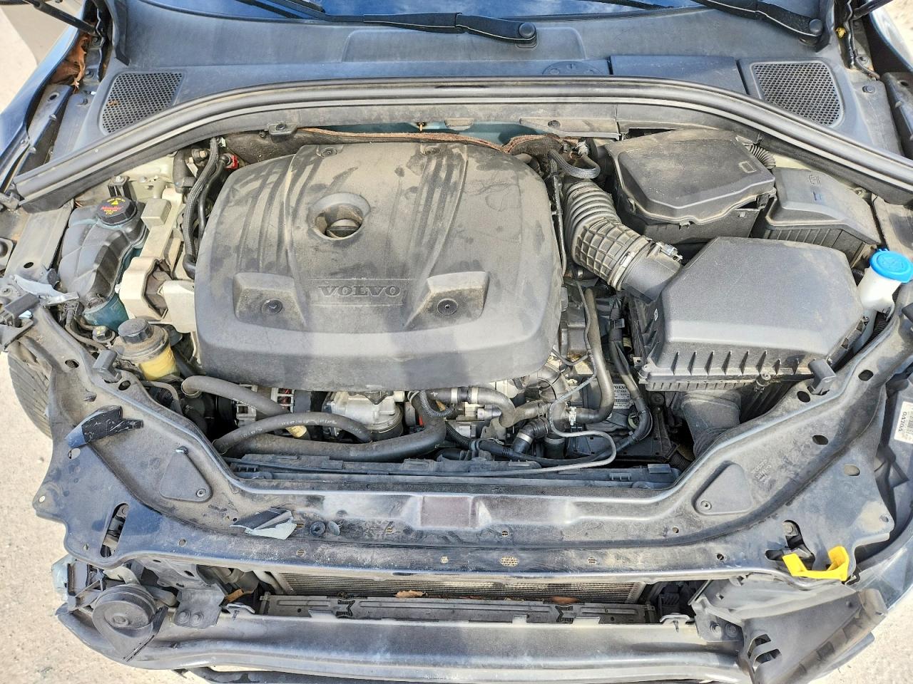 VOLVO XC60 T6 DYNAMIC 2016