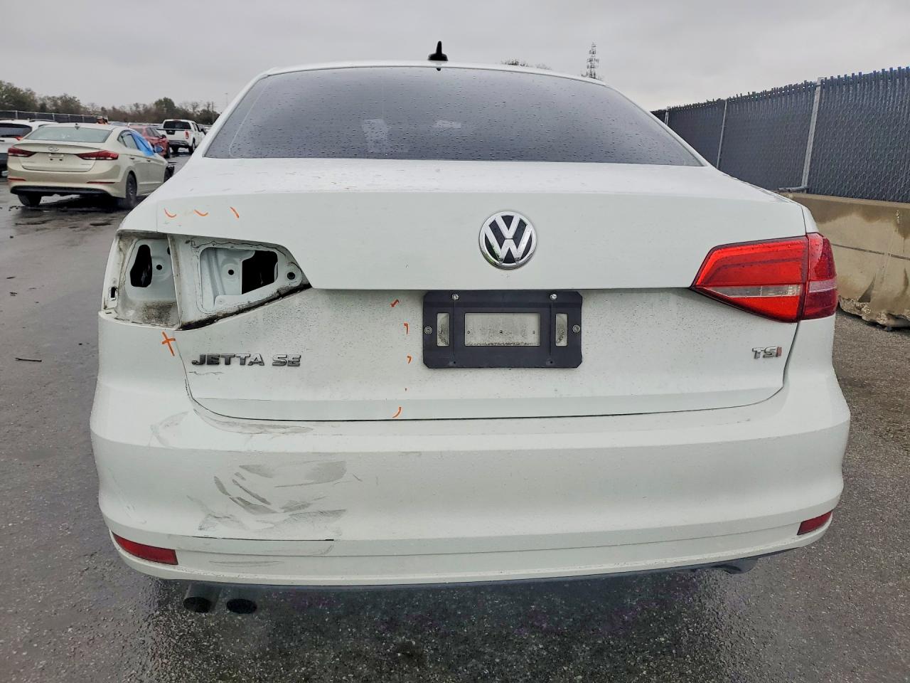 VOLKSWAGEN JETTA SE 2014