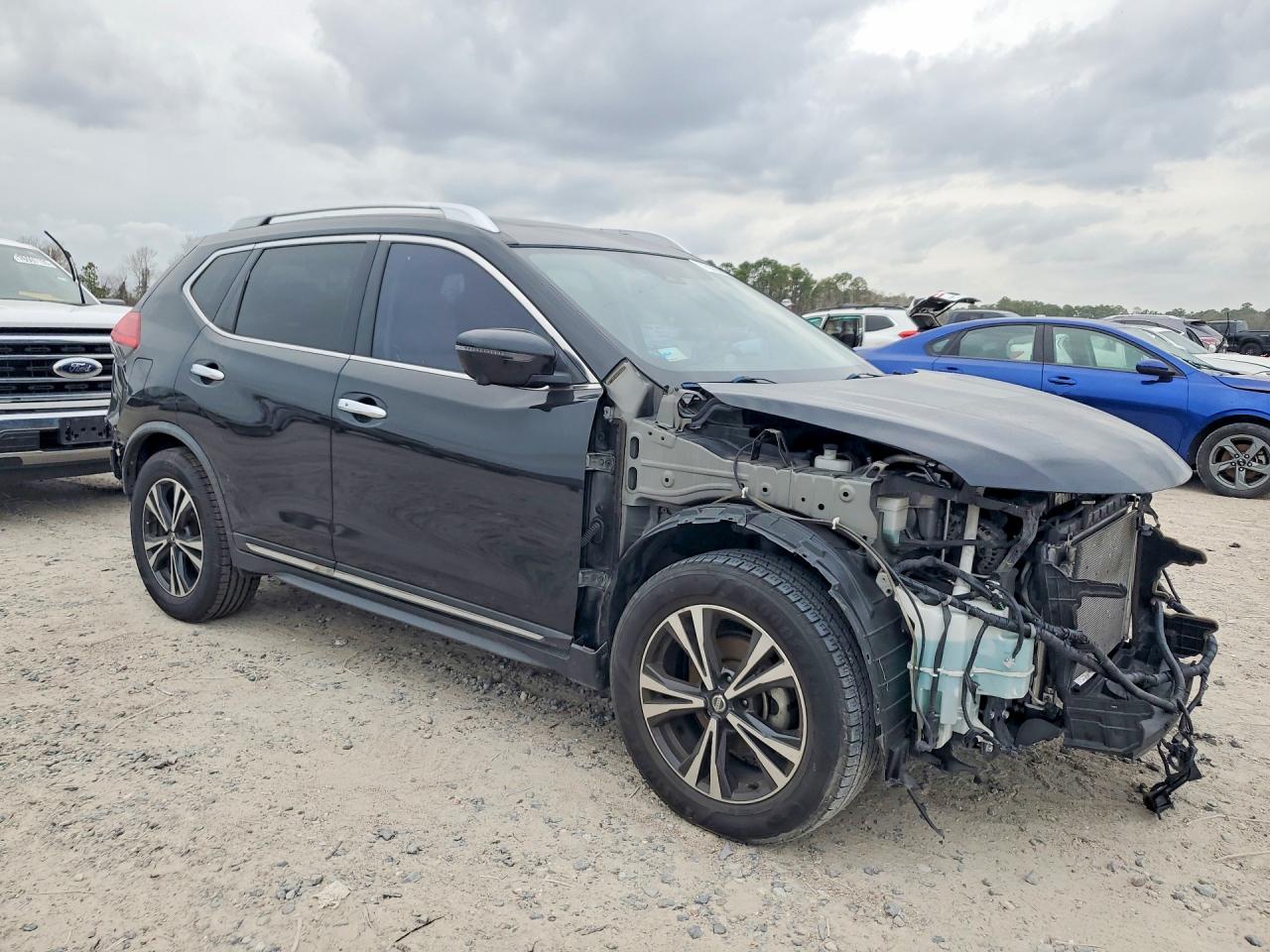 NISSAN ROGUE SL 2017