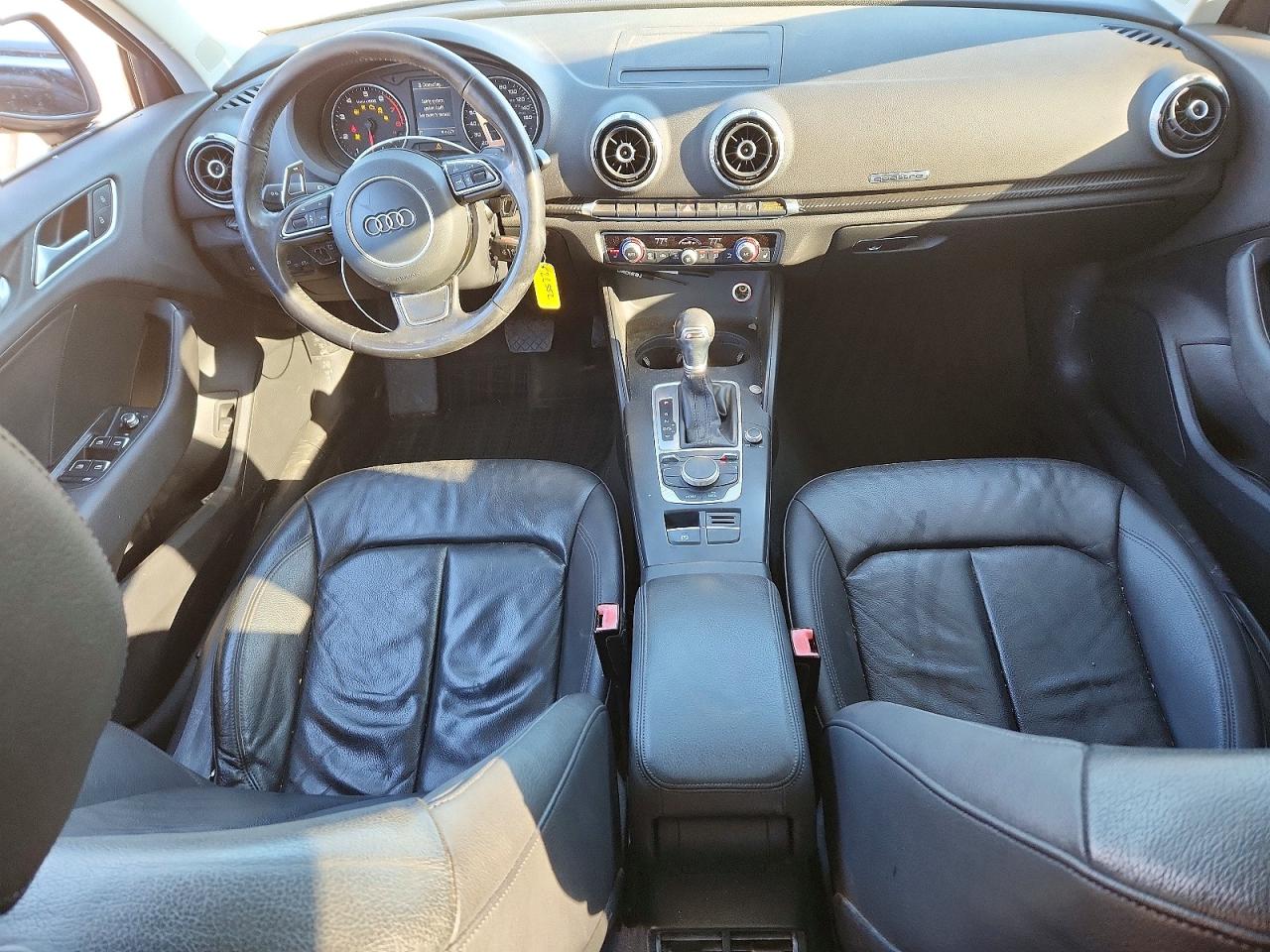 AUDI A3 PREMIUM 2015