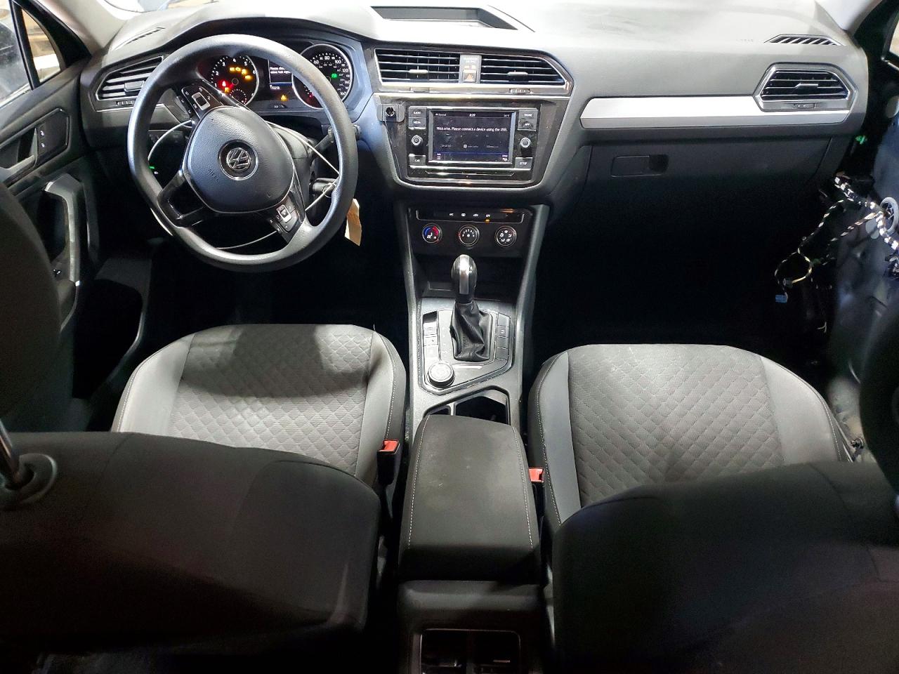 VOLKSWAGEN TIGUAN S 2018