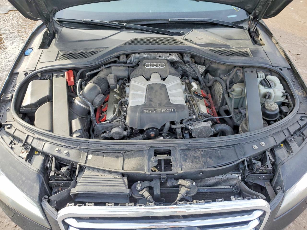 AUDI A8 QUATTRO 2013