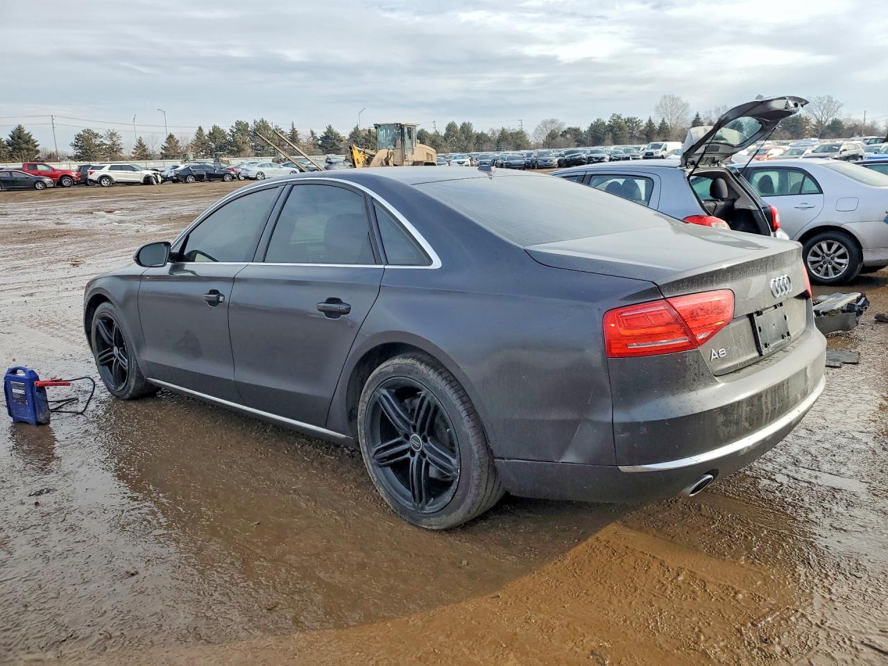 AUDI A8 QUATTRO 2013