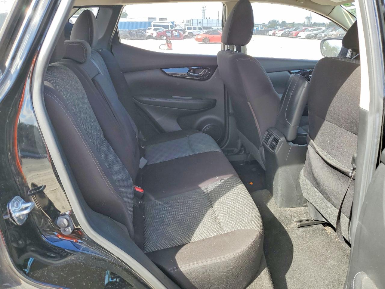 NISSAN ROGUE SPORT SV 2017