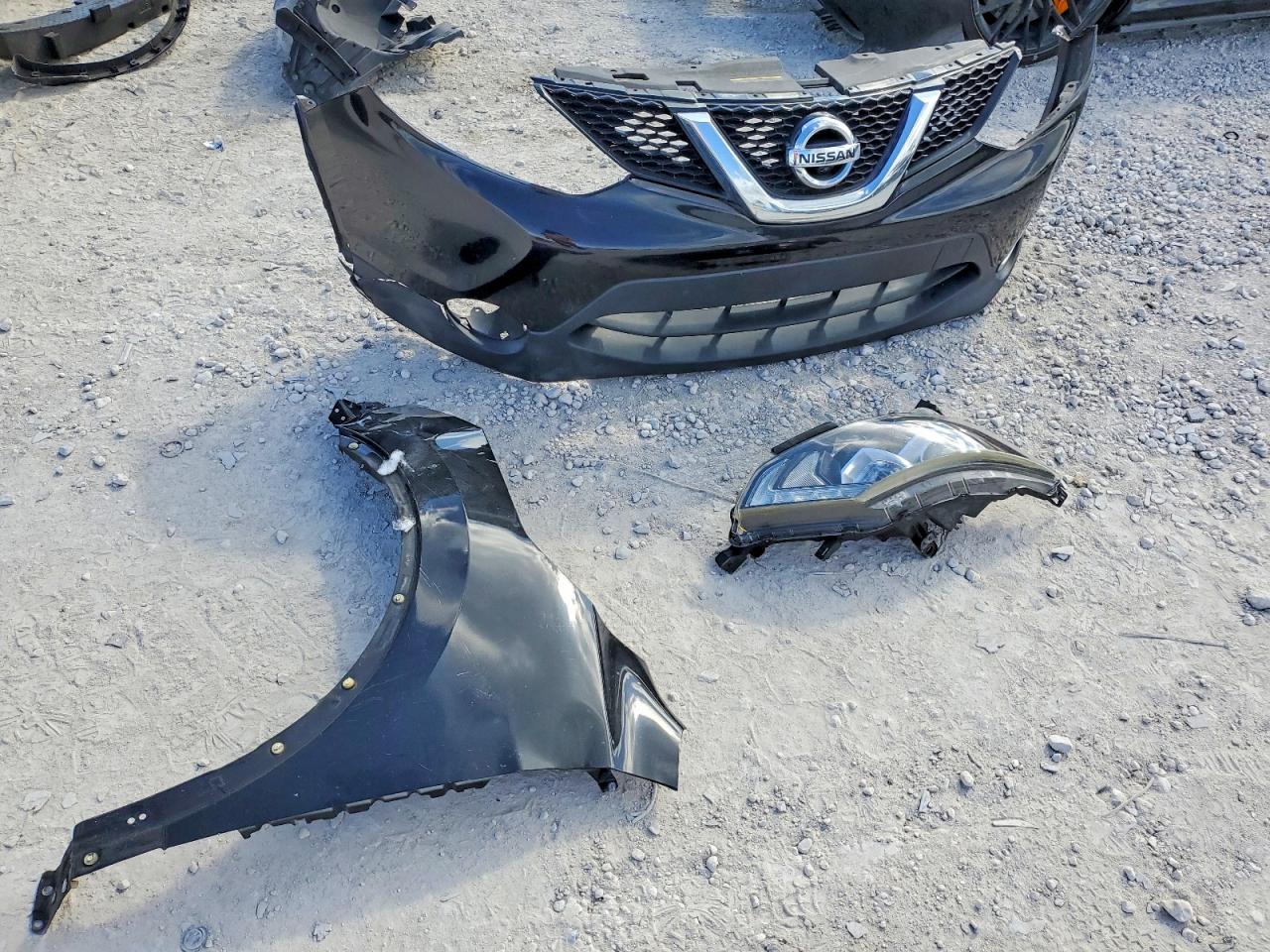 NISSAN ROGUE SPORT SV 2017