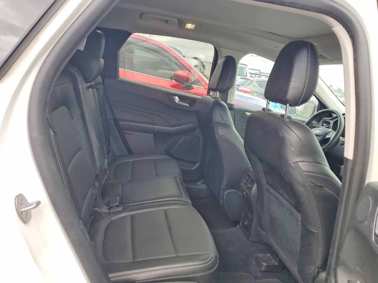 FORD ESCAPE SEL 2022