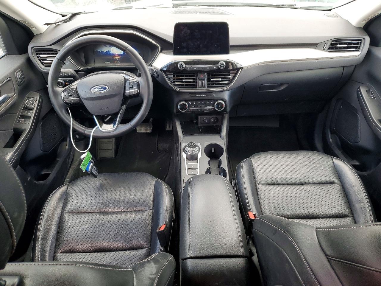 FORD ESCAPE SEL 2022