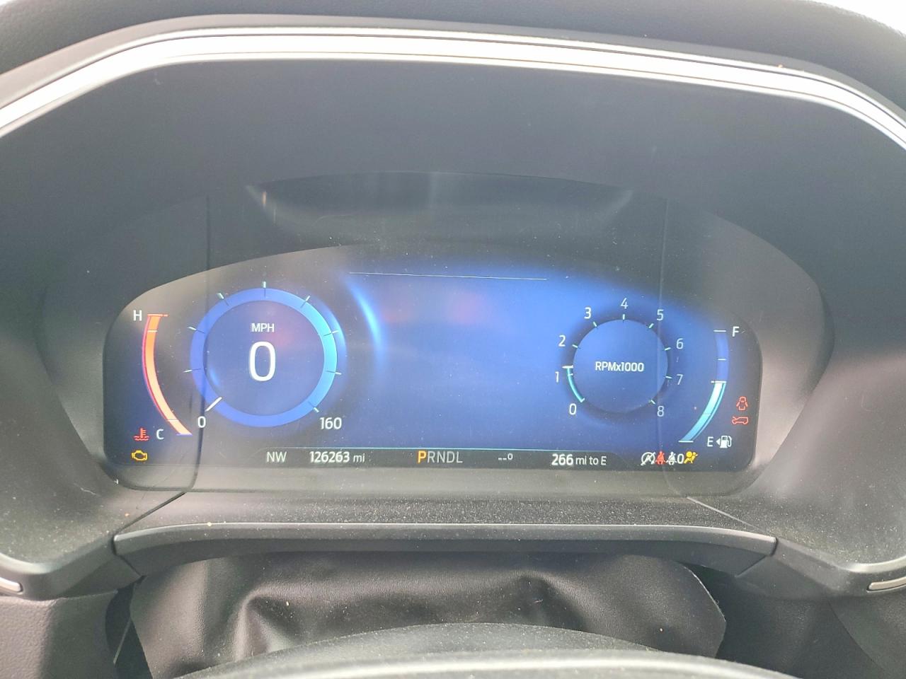 FORD ESCAPE SEL 2022