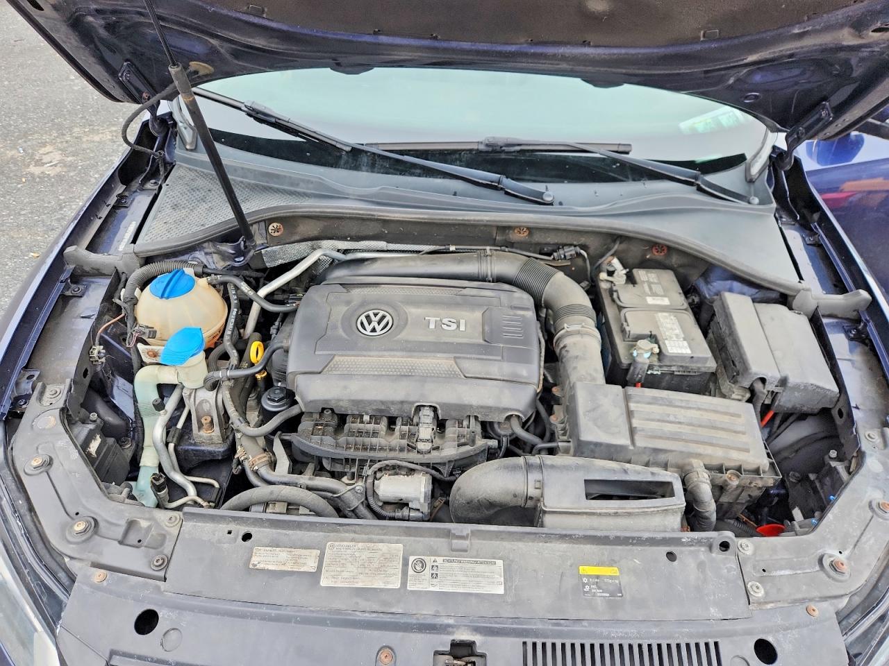 VOLKSWAGEN PASSAT S 2014