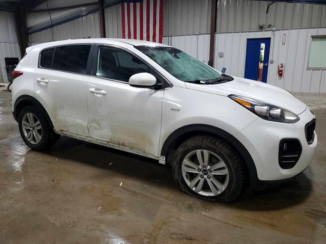 KIA SPORTAGE LX 2017