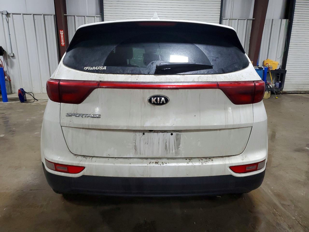 KIA SPORTAGE LX 2017
