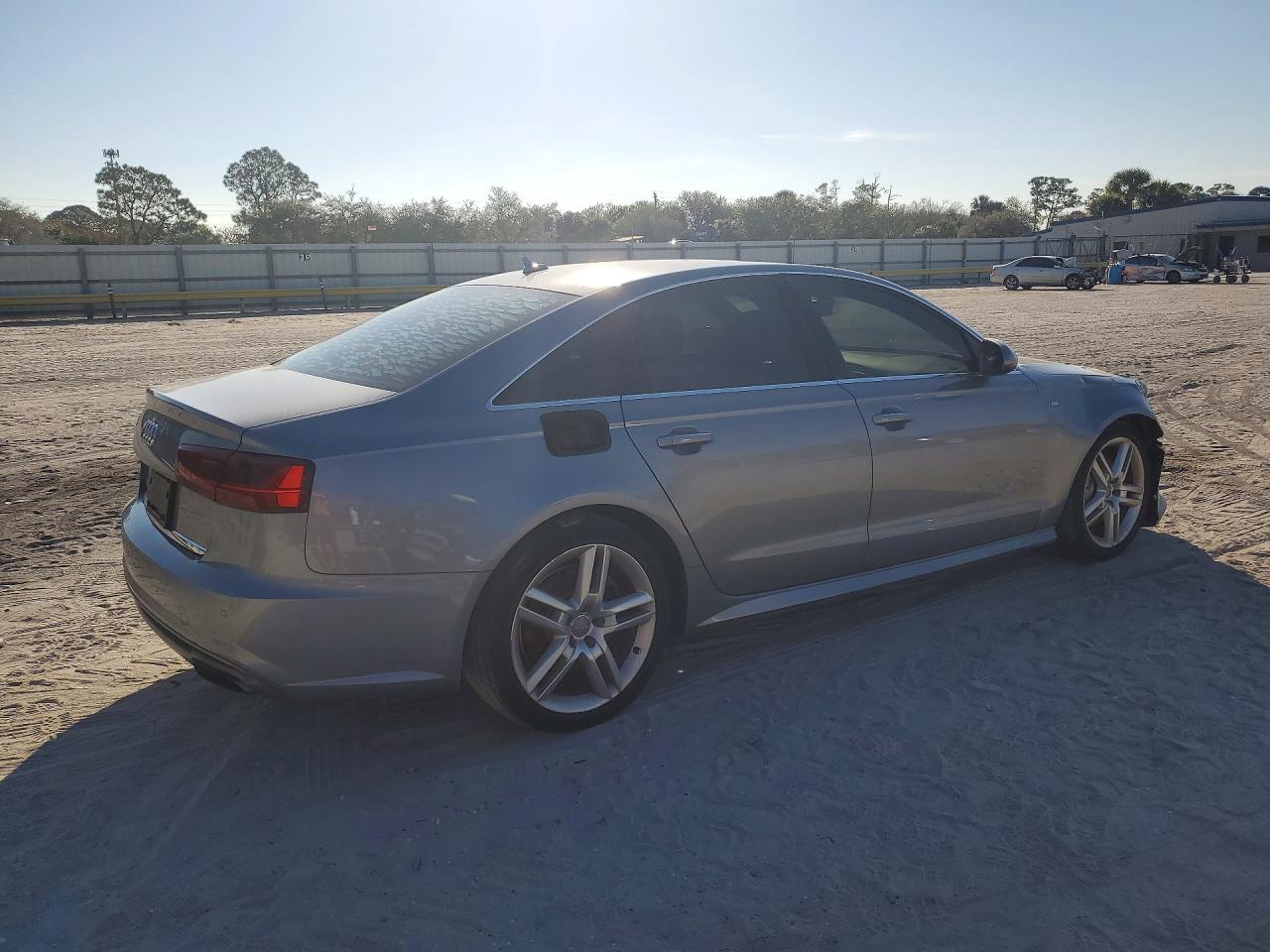 AUDI A6 PREMIUM PLUS 2015