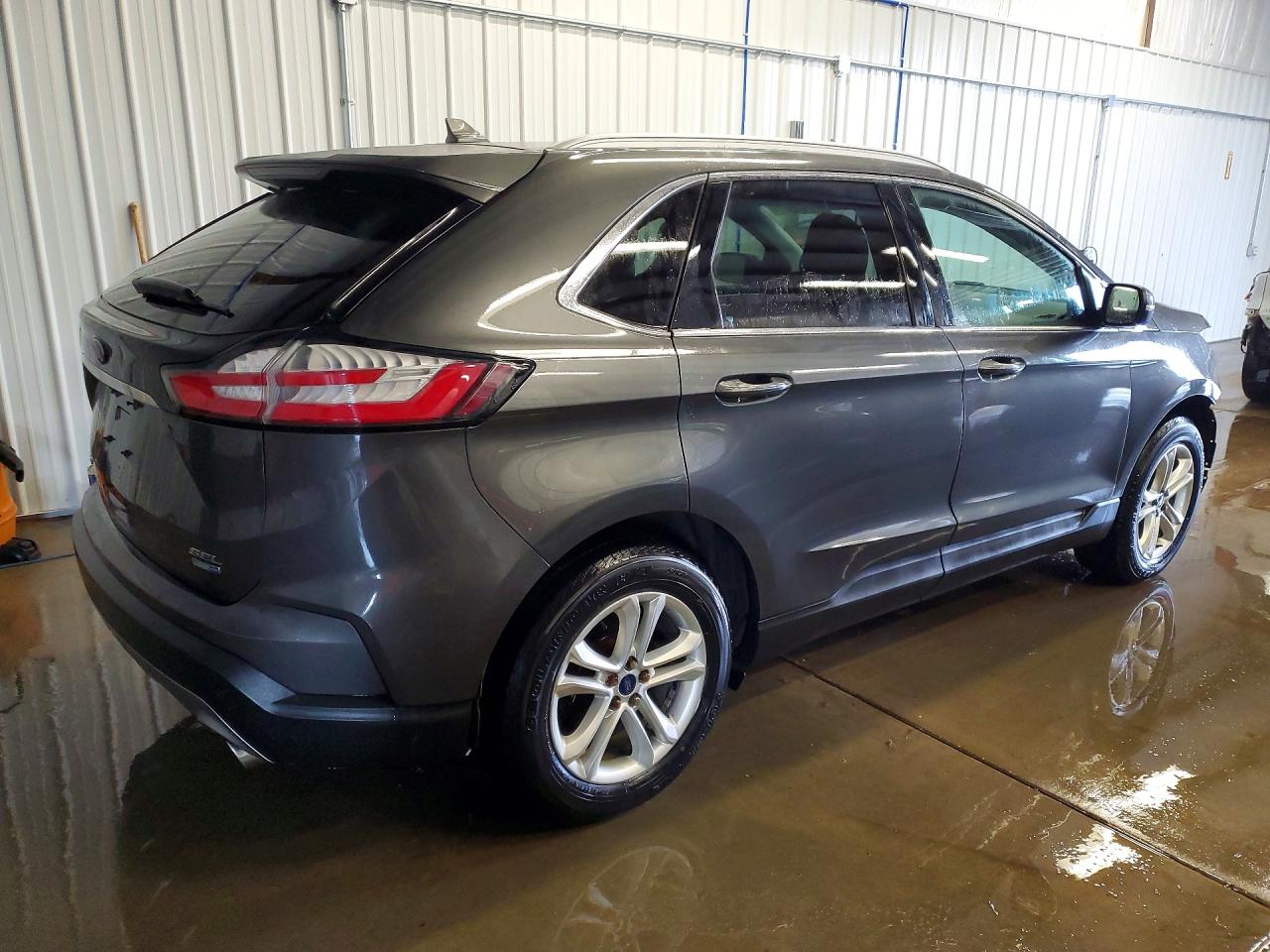 FORD EDGE SEL 2019