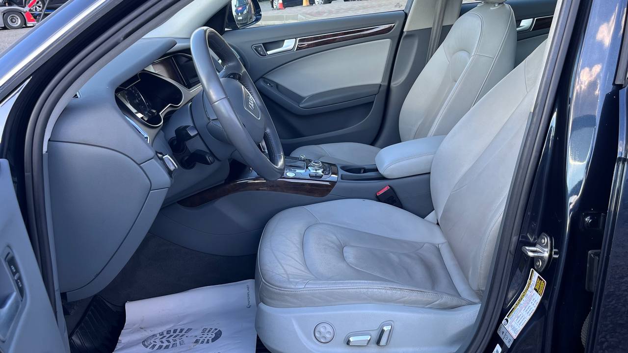 AUDI A4 PREMIUM PLUS 2012