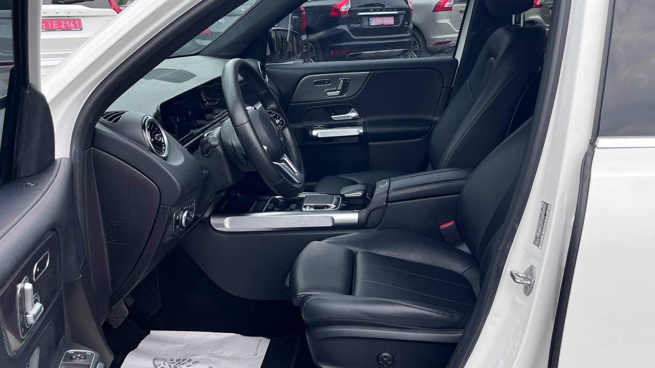 MERCEDES-BENZ GLB 250 2020