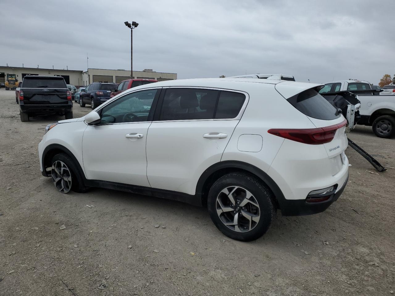KIA SPORTAGE LX 2020