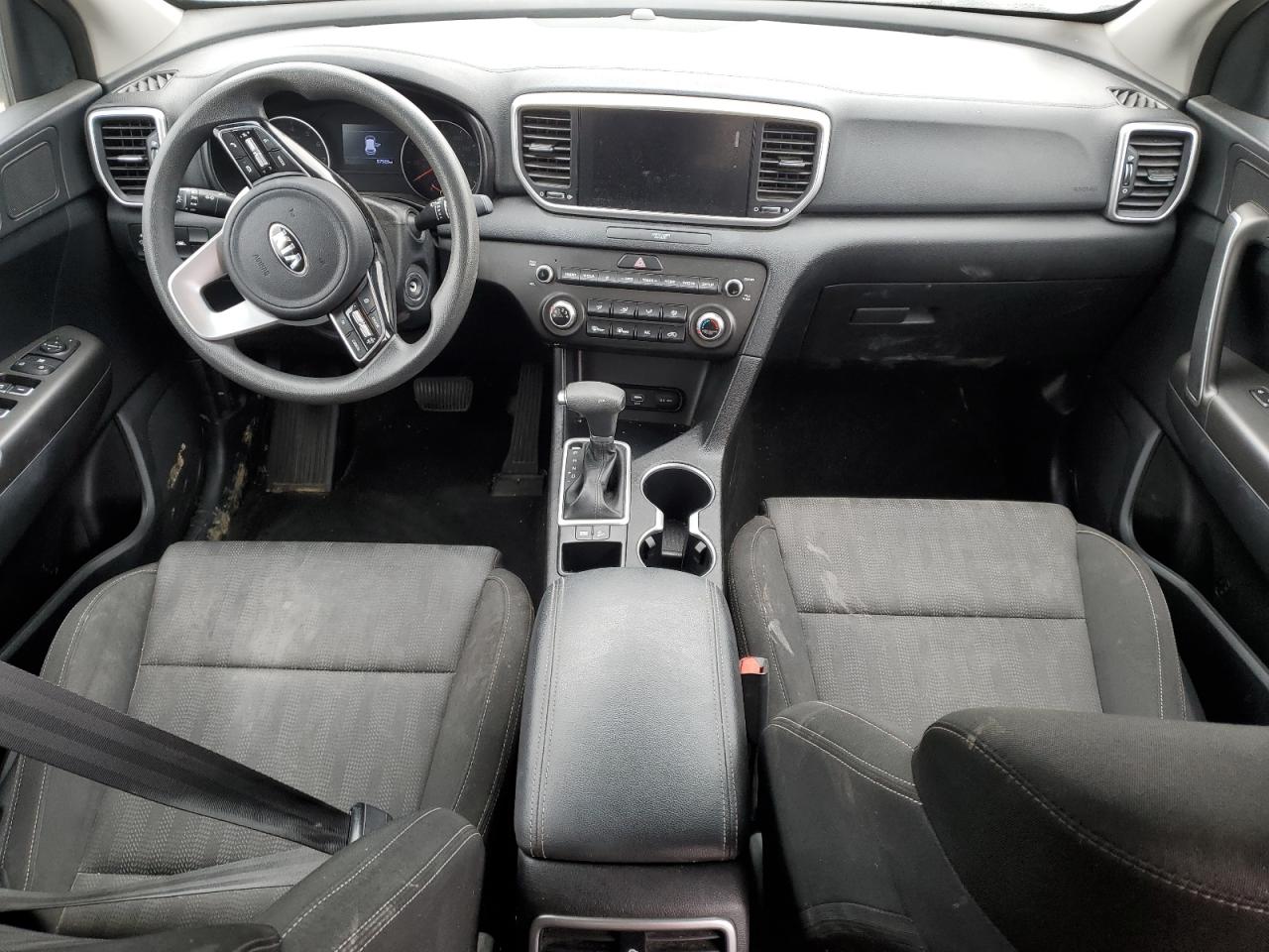 KIA SPORTAGE LX 2020