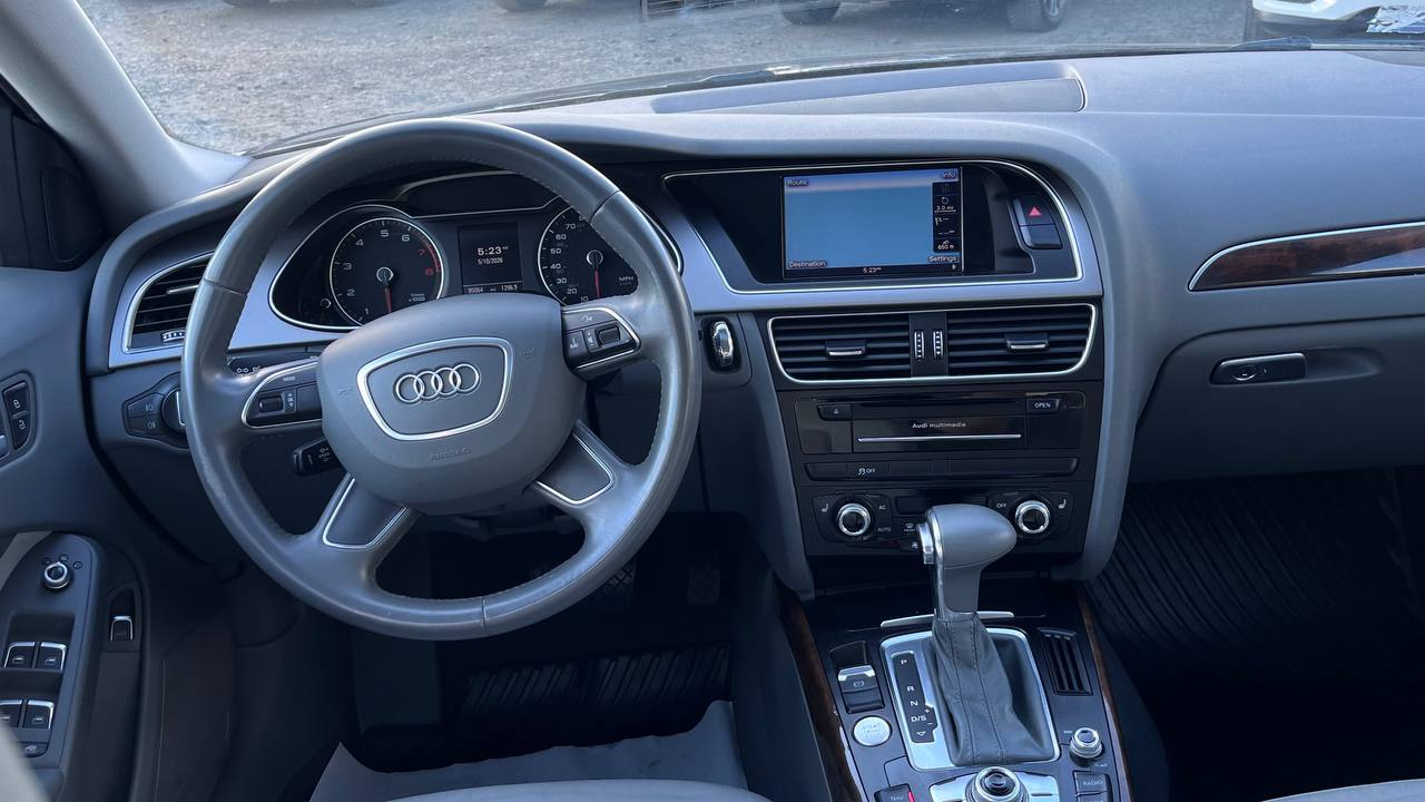 AUDI A4 PREMIUM PLUS 2012