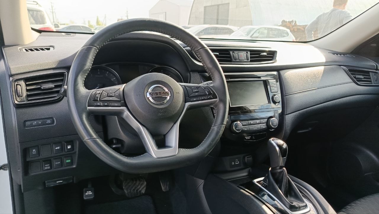 NISSAN ROGUE SV 2018