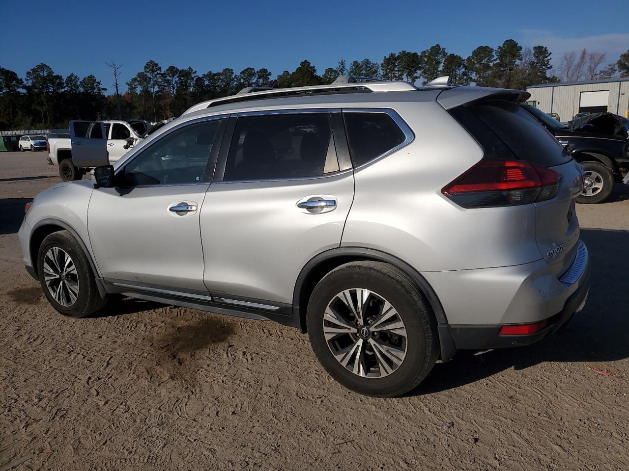 NISSAN ROGUE SL 2017