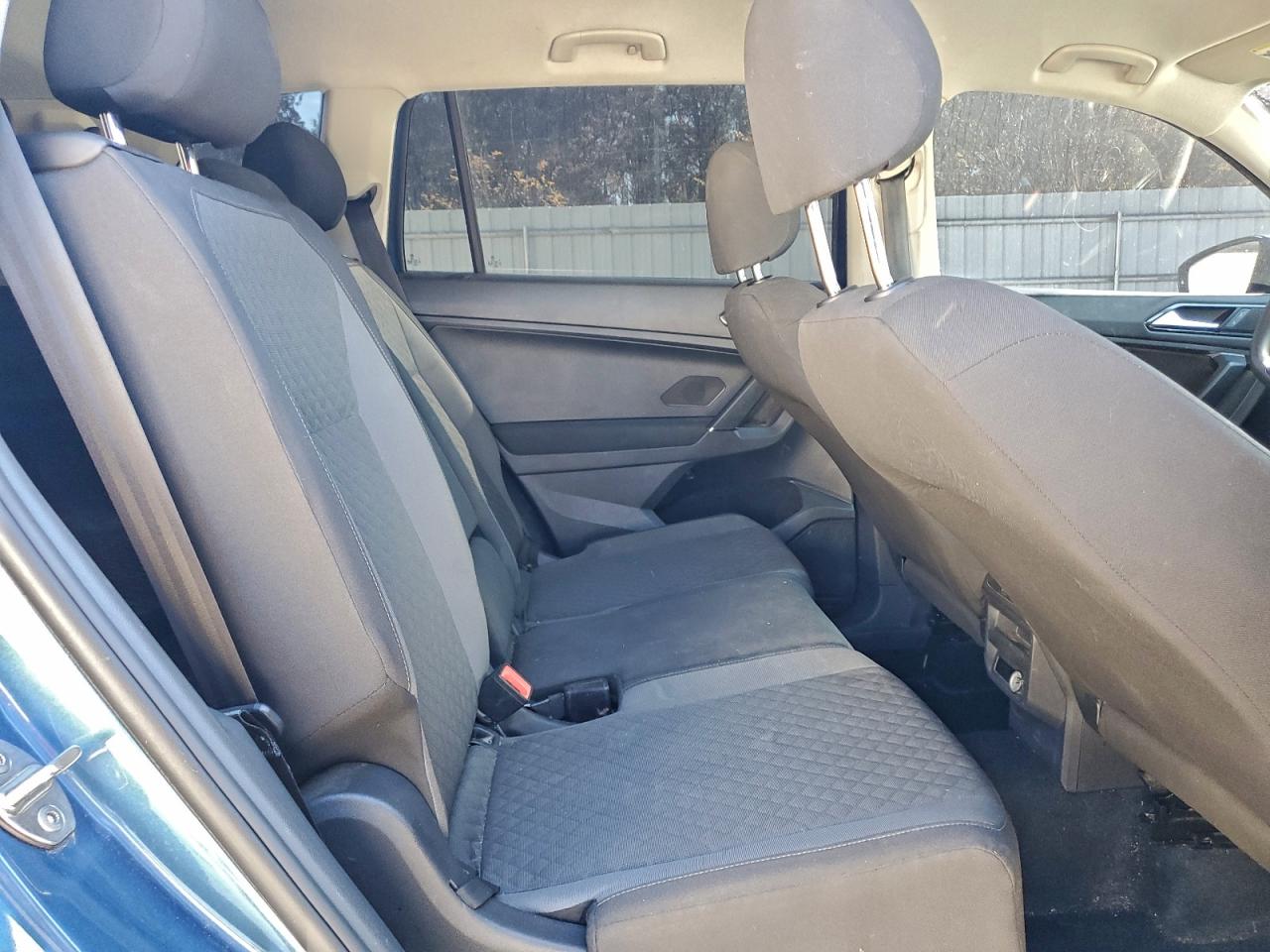 VOLKSWAGEN TIGUAN S 2017