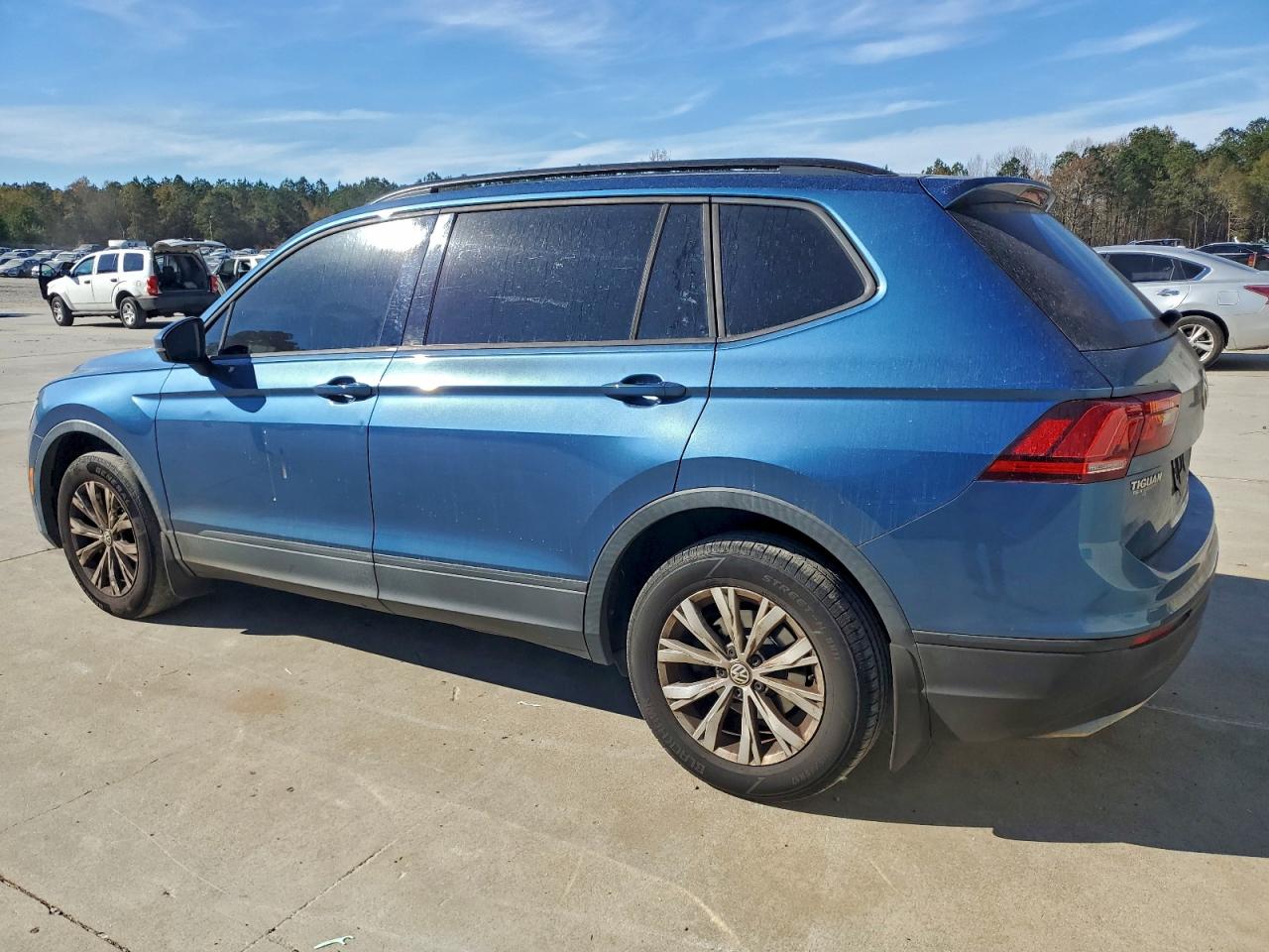 VOLKSWAGEN TIGUAN S 2017