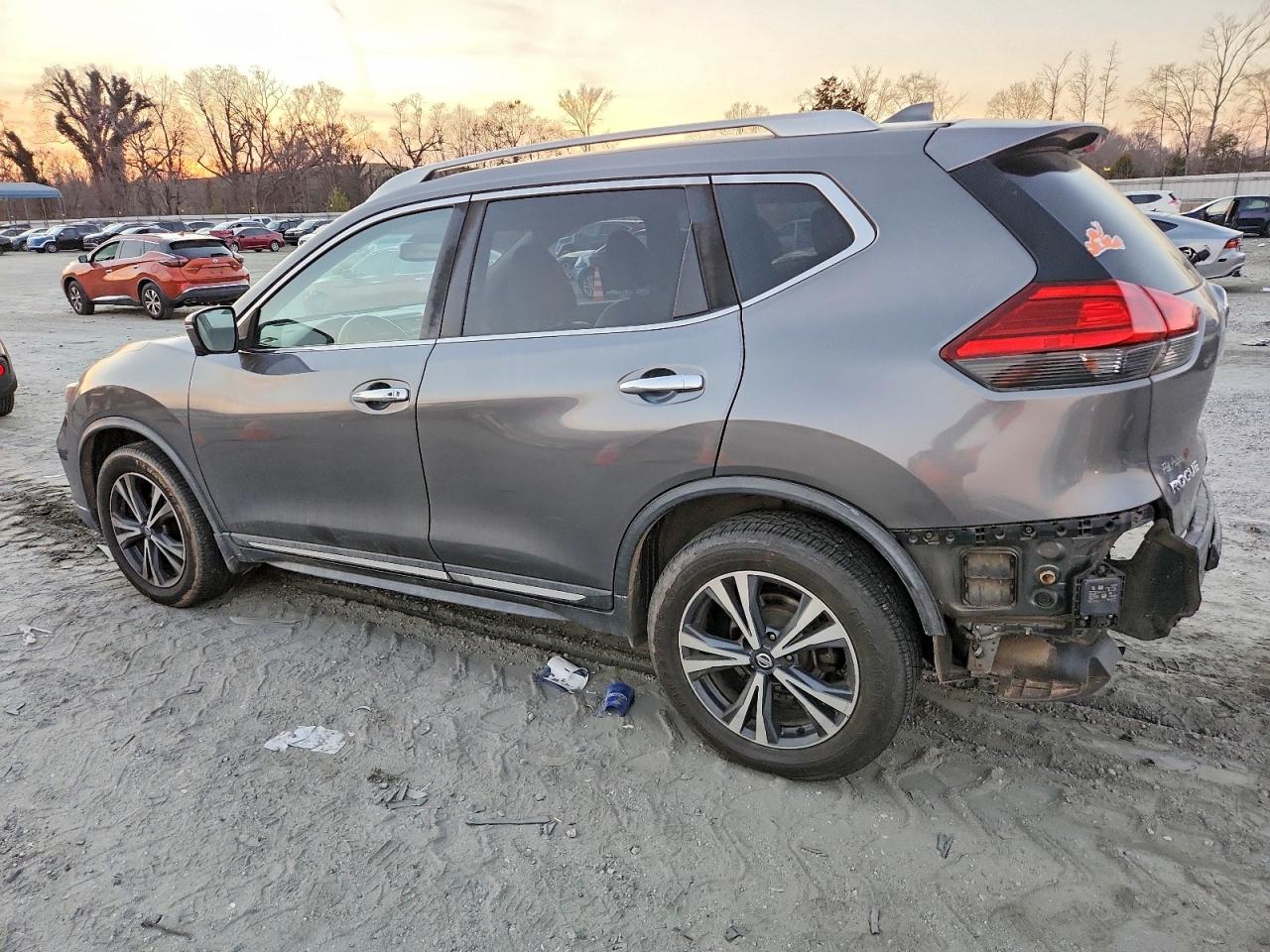 NISSAN ROGUE SL 2017